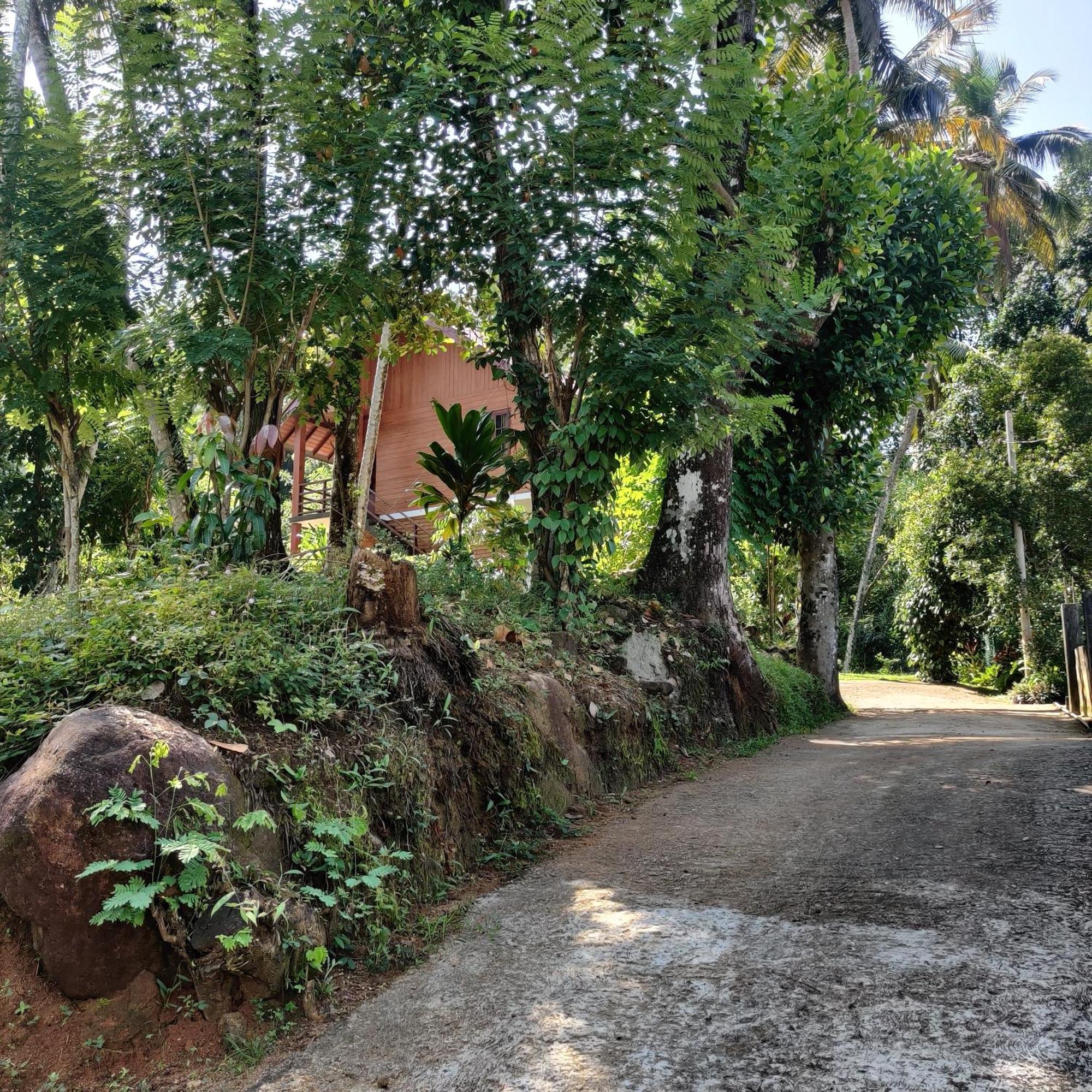 Kaba Saradiel Mawanella Exterior photo